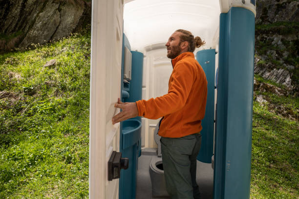 Portable Toilet Options We Offer in Dorr, MI